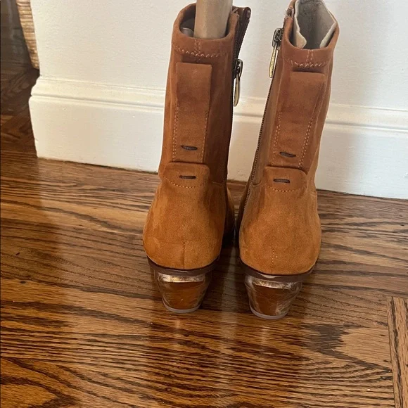 Franco Sarto Camel Suede Heeled Boots NEW Size 8 - Picture 6 of 7